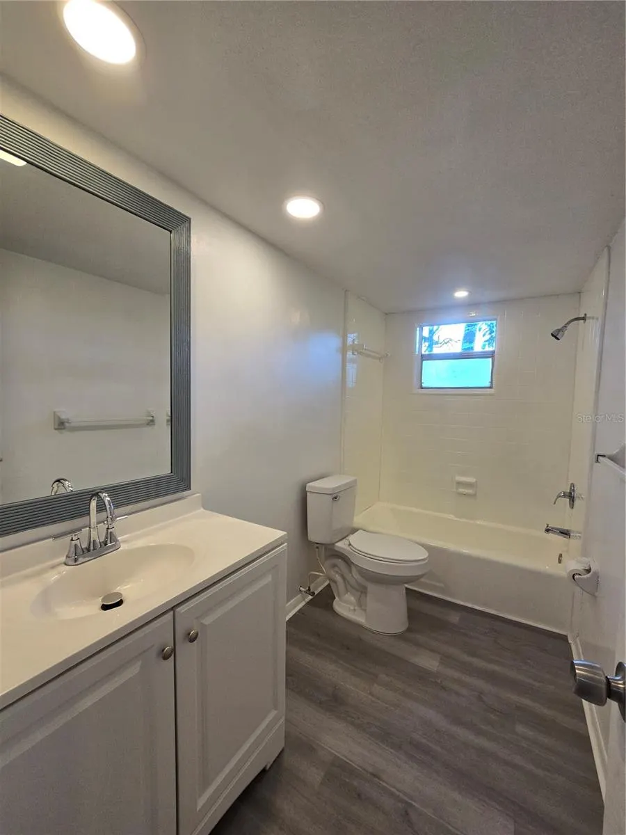 4039 AUDUBON DR