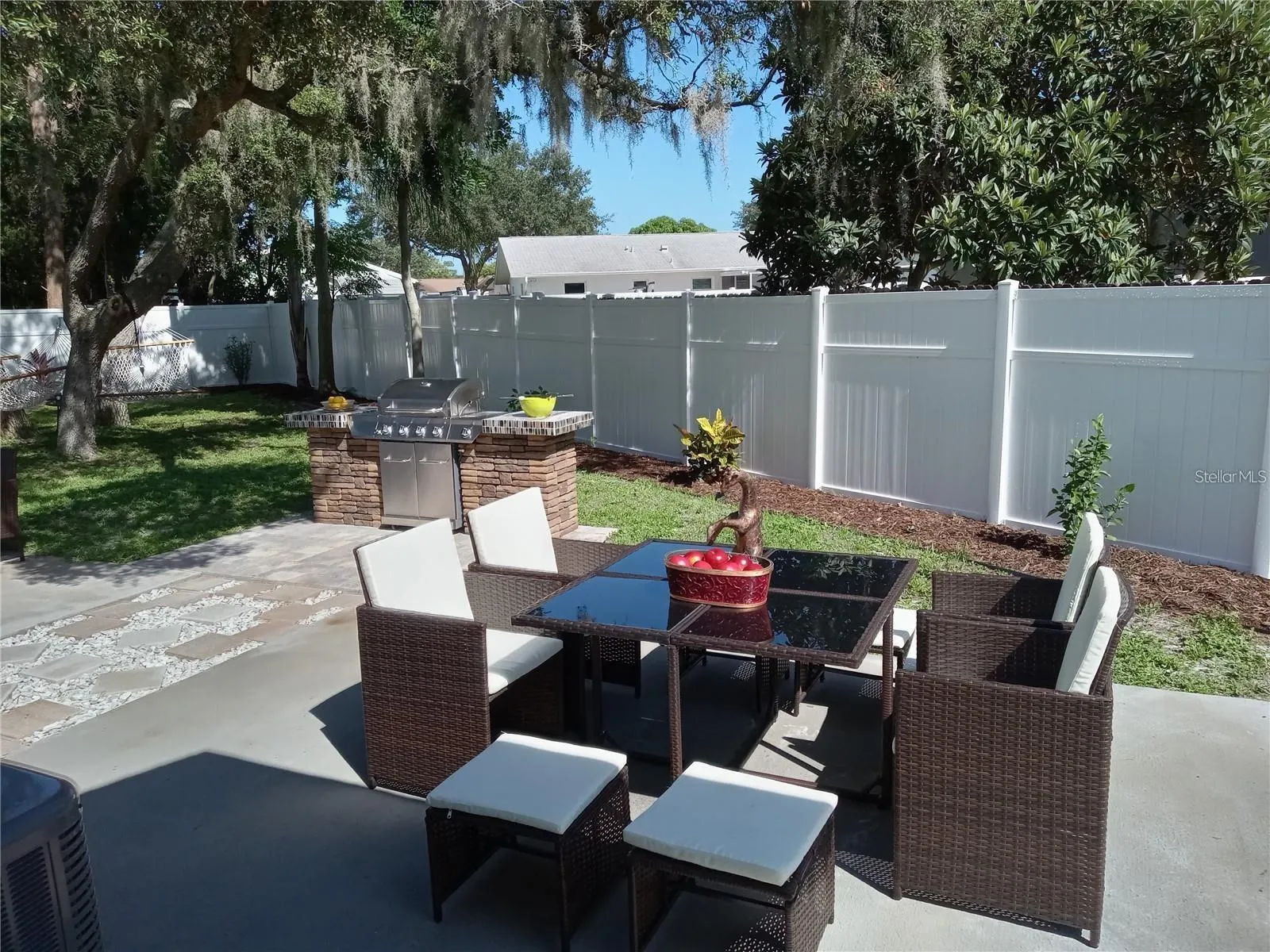 3118 PALM CT