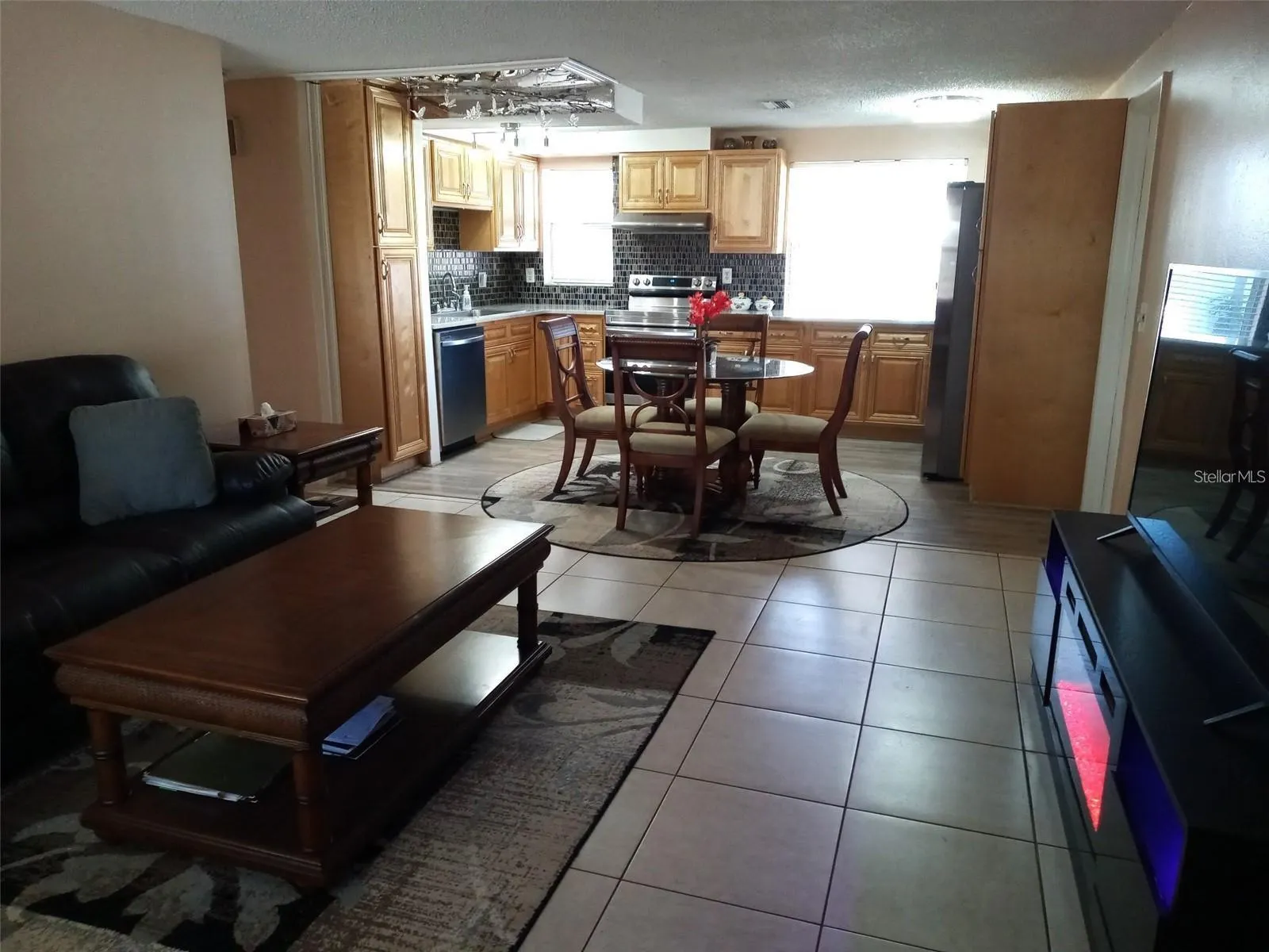 3118 PALM CT