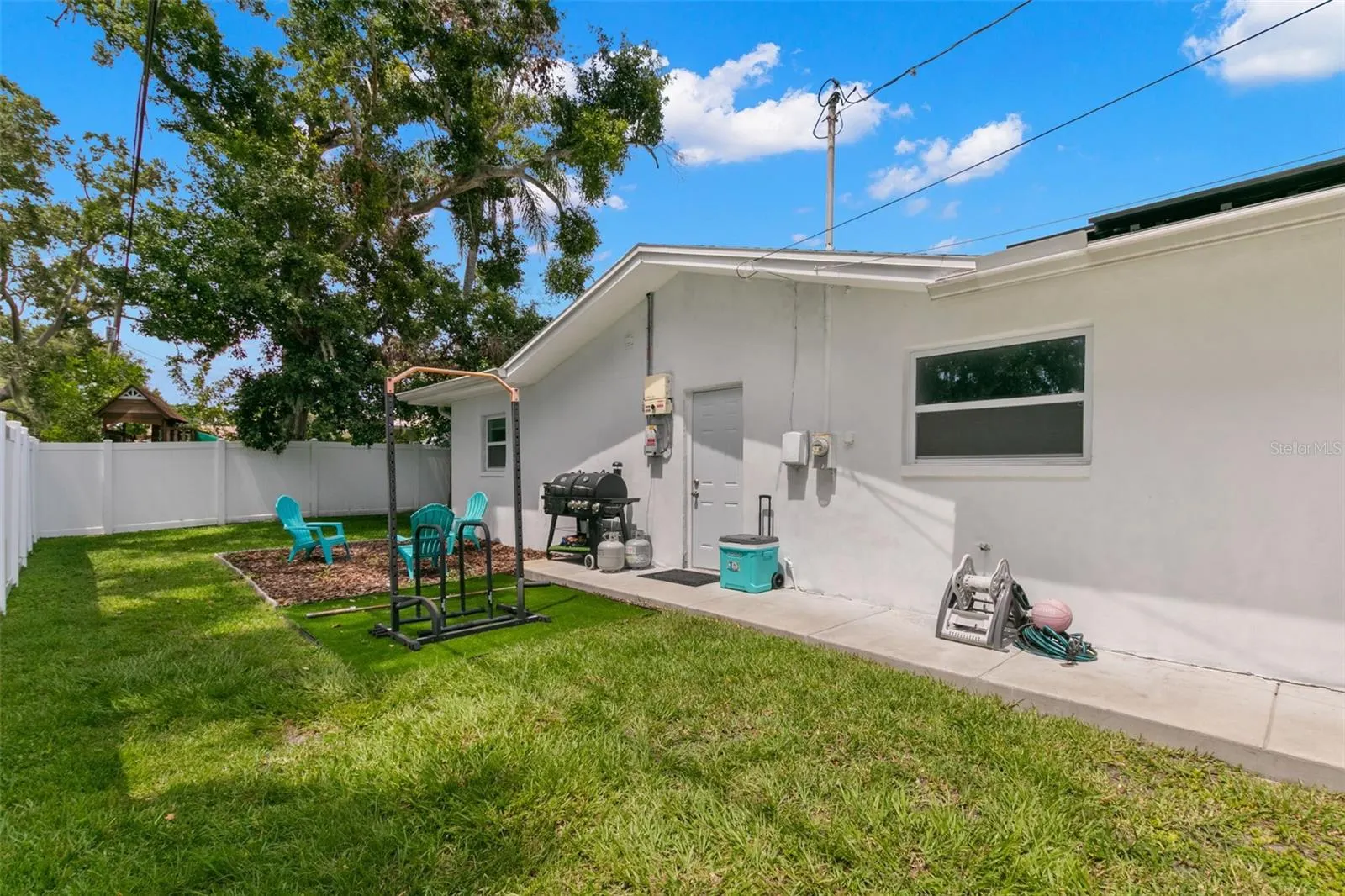 1470 RIDGELANE RD