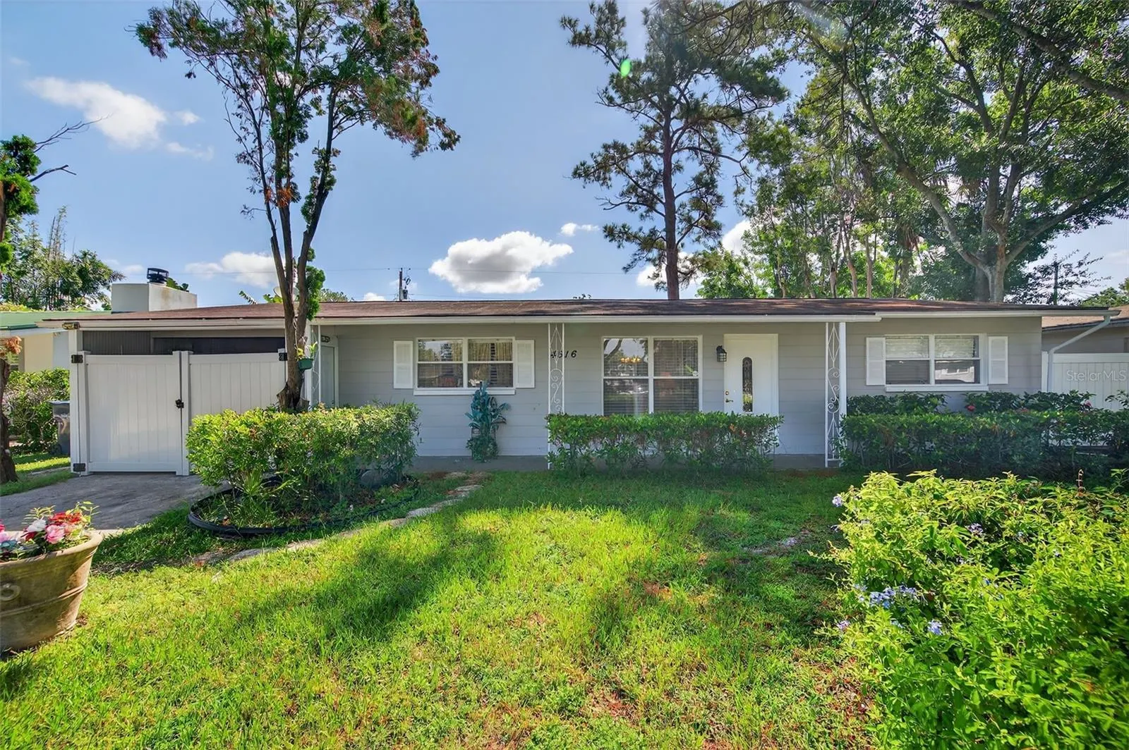 4516 S RENELLIE DR