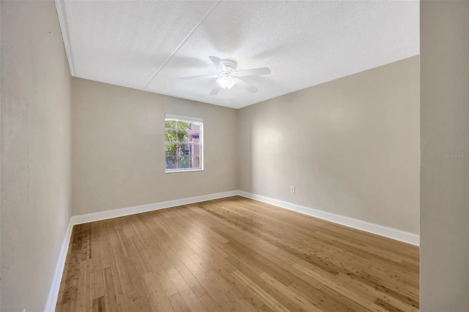 5305 SAN SEBASTIAN CT #127, #127
