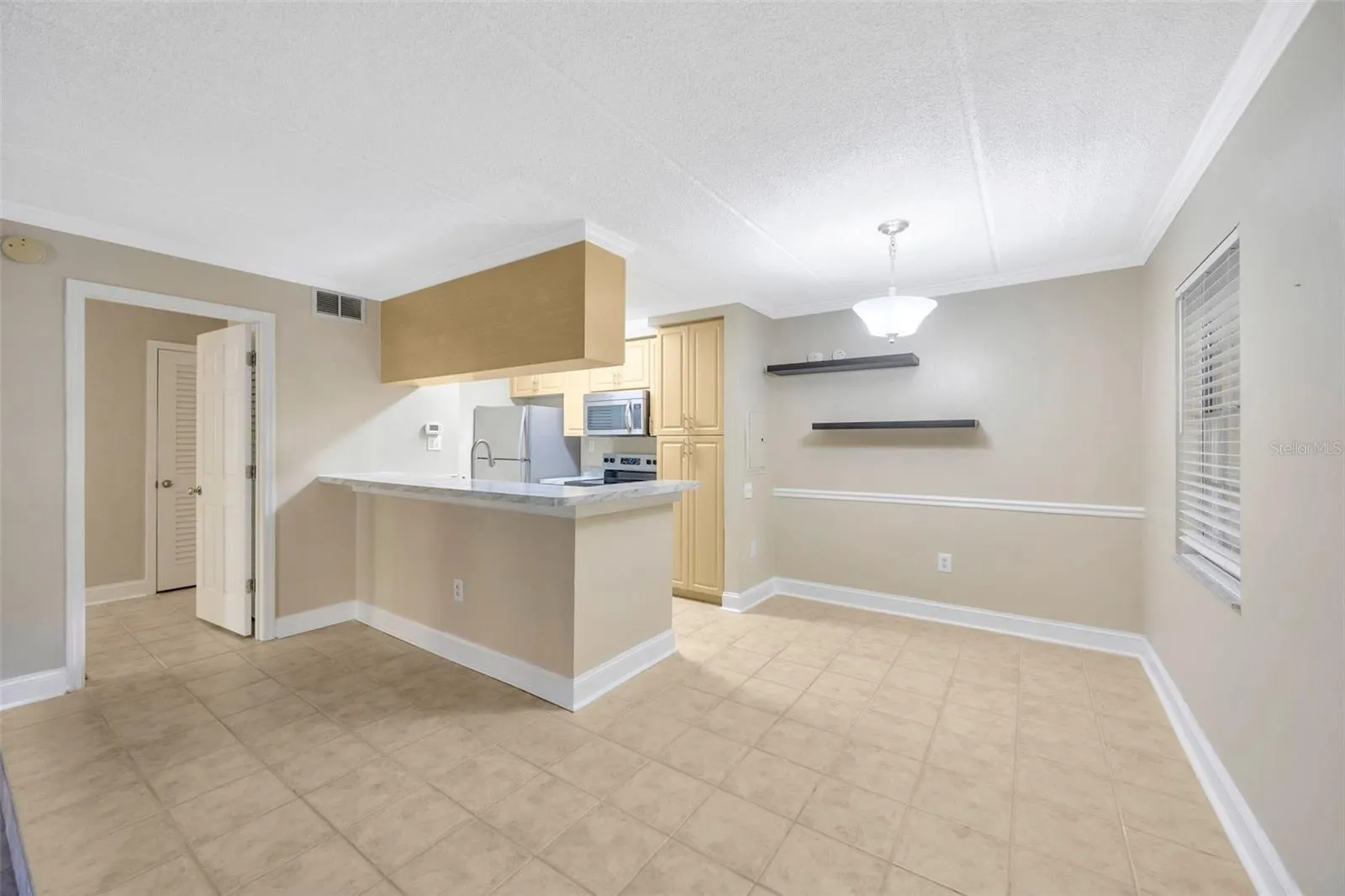 5305 SAN SEBASTIAN CT #127, #127
