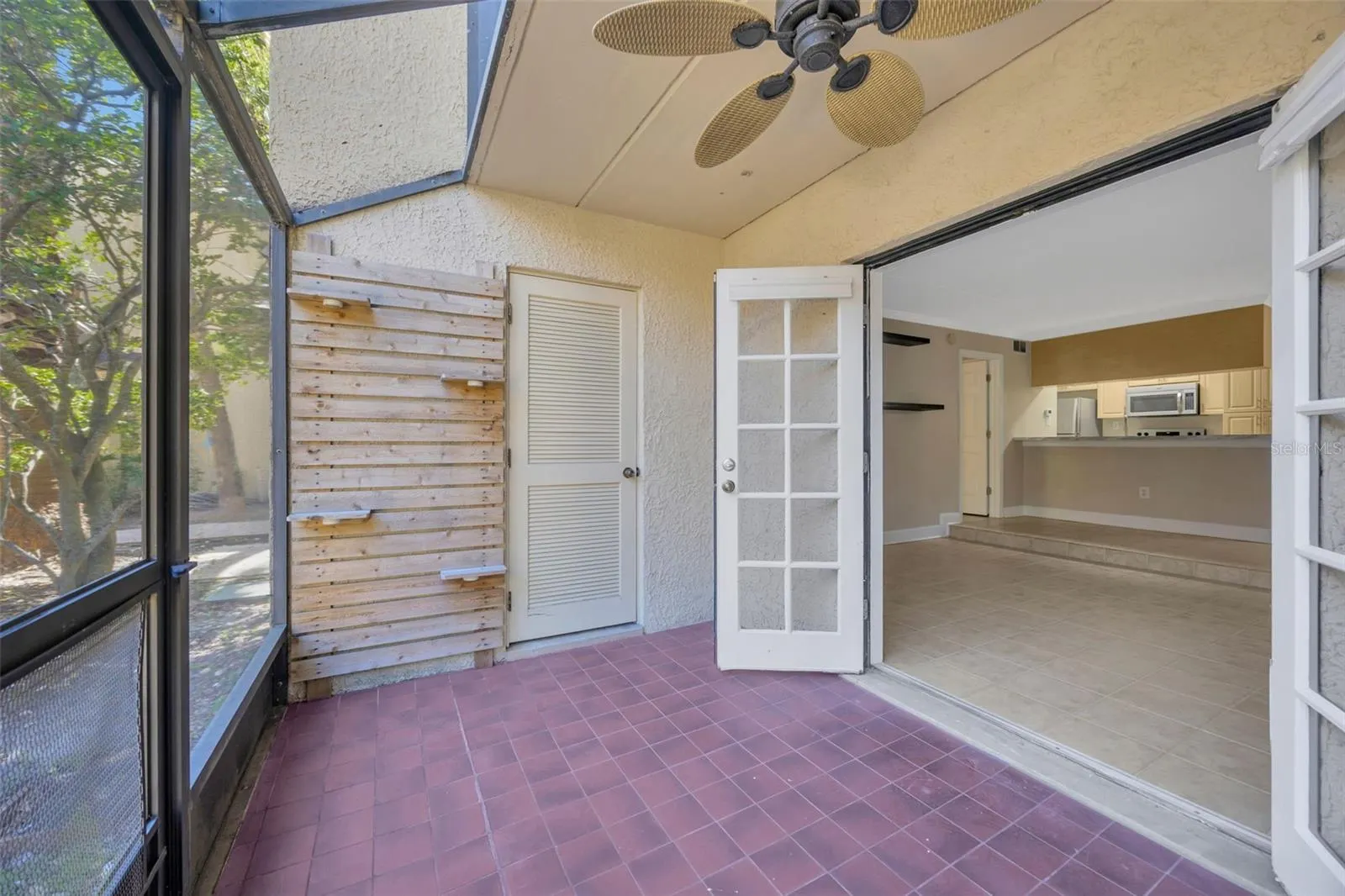 5305 SAN SEBASTIAN CT #127, #127