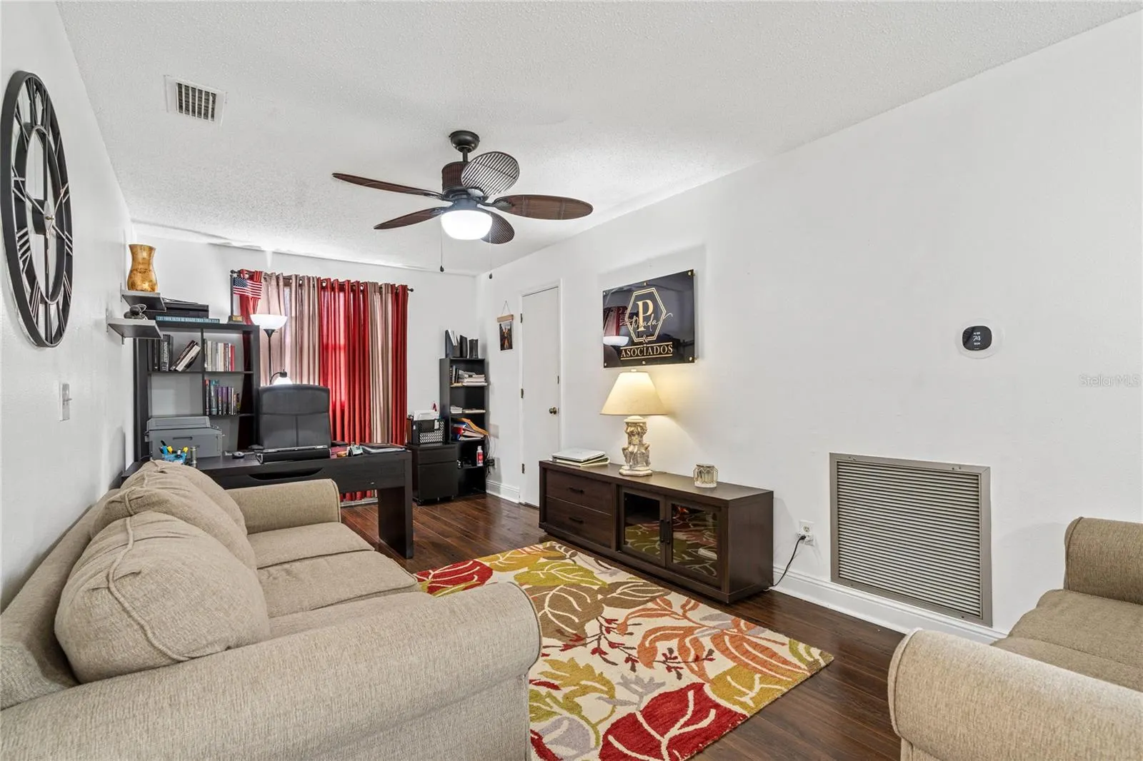 4104 CANOGA PARK DR