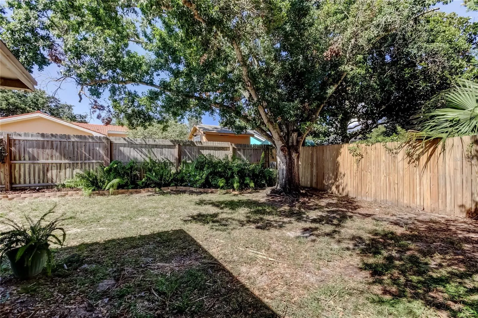 1404 CASTLEWORKS LN