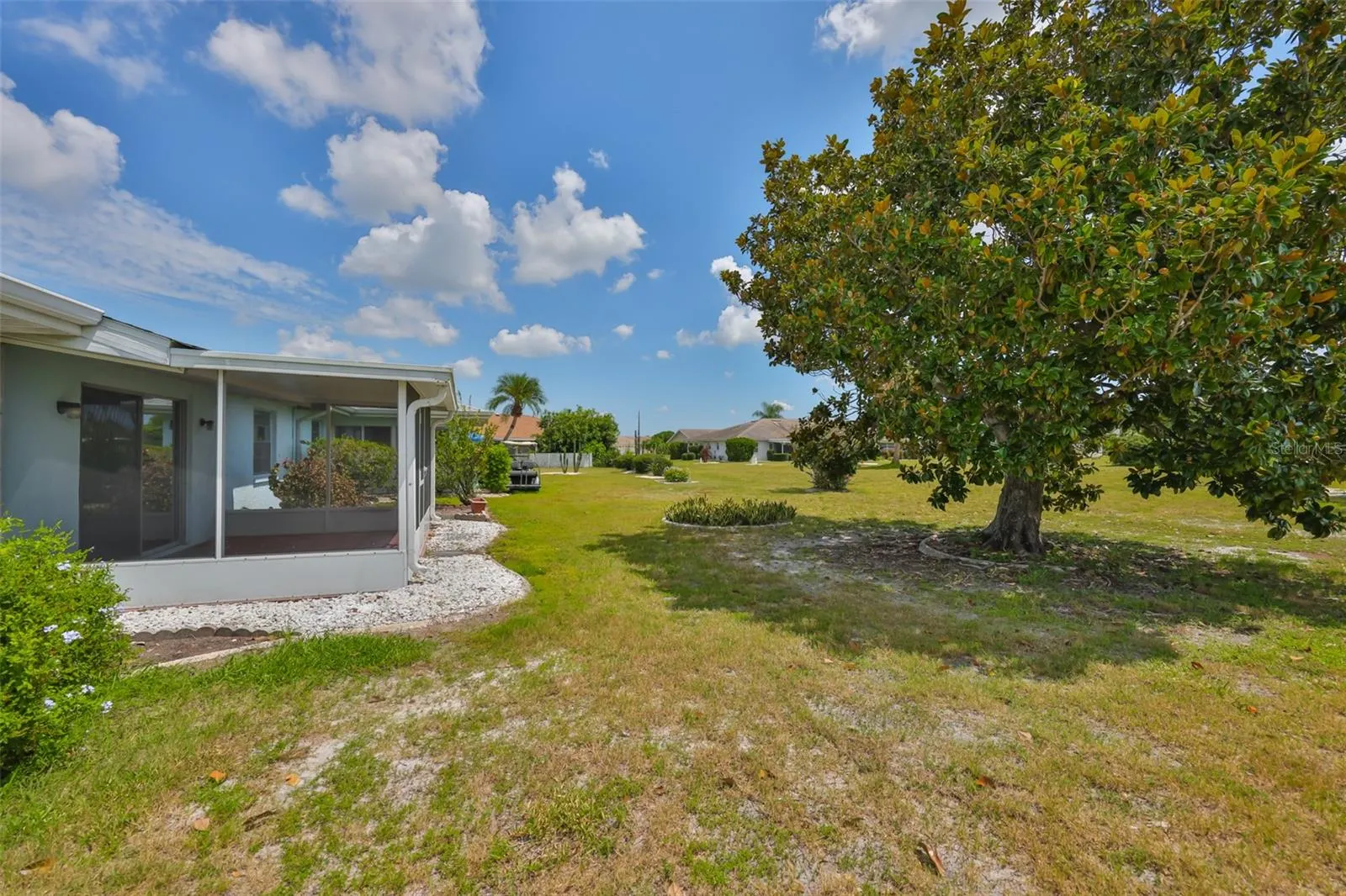 1219 WILD FEATHER LN