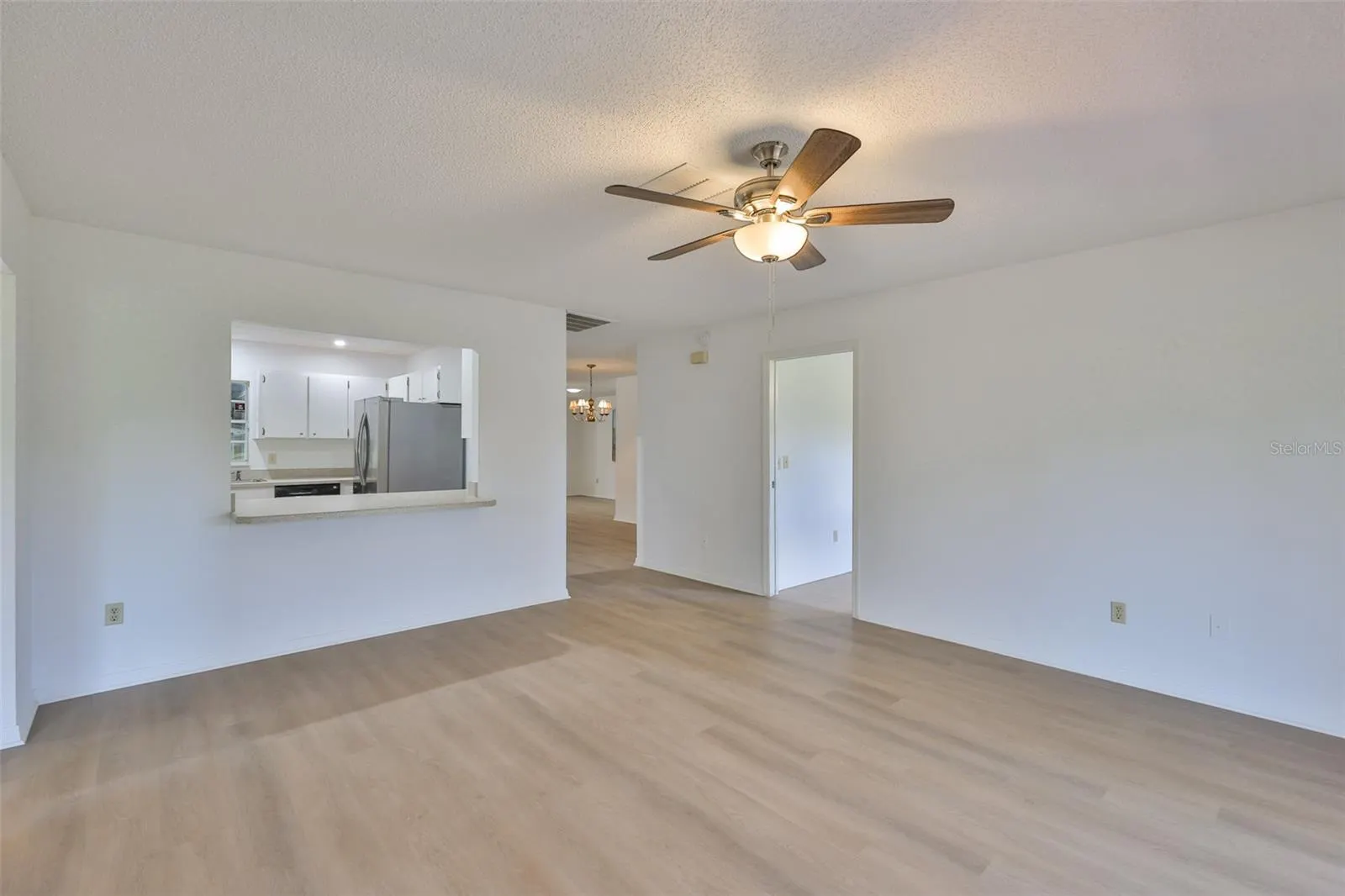 1219 WILD FEATHER LN