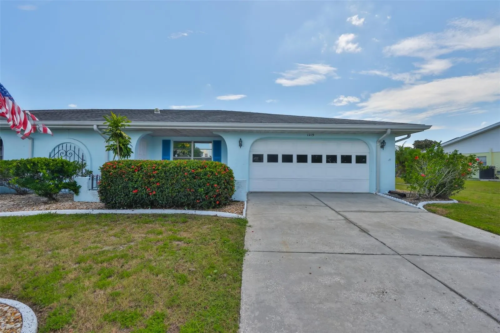 1219 WILD FEATHER LN