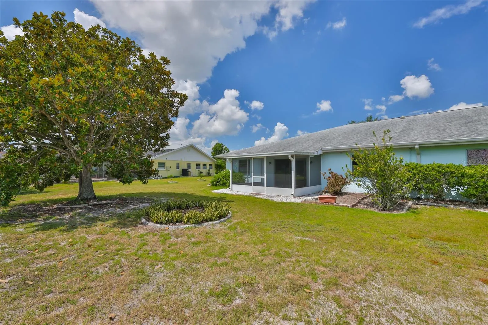 1219 WILD FEATHER LN