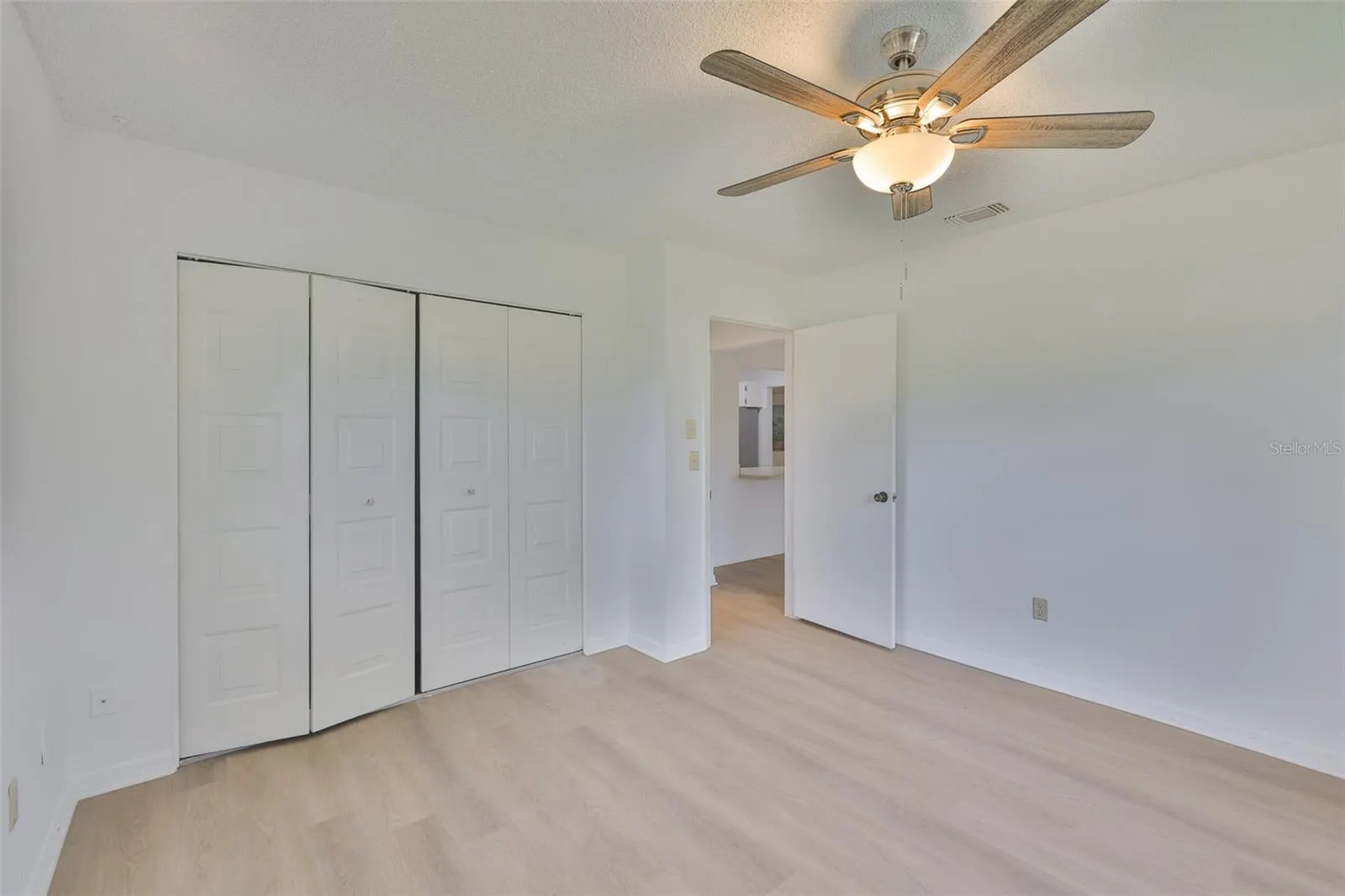 1219 WILD FEATHER LN