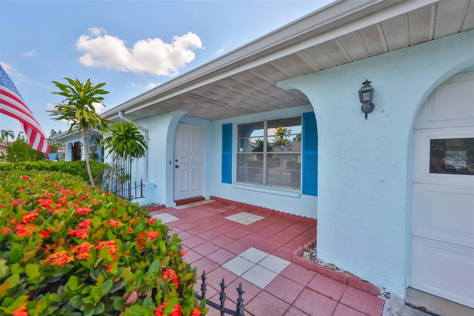 1219 WILD FEATHER LN