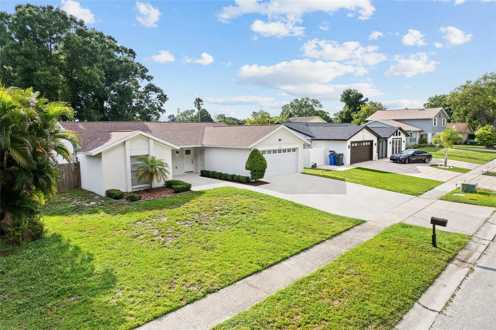 7328 SUNSHINE CIR