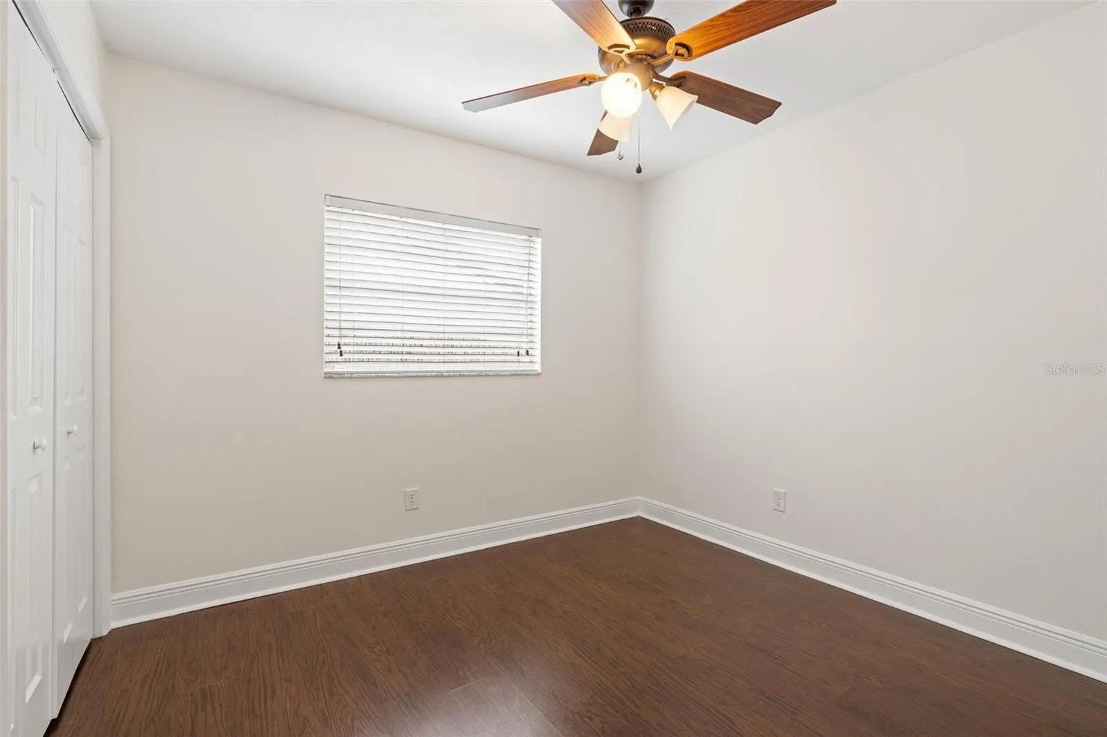 7328 SUNSHINE CIR