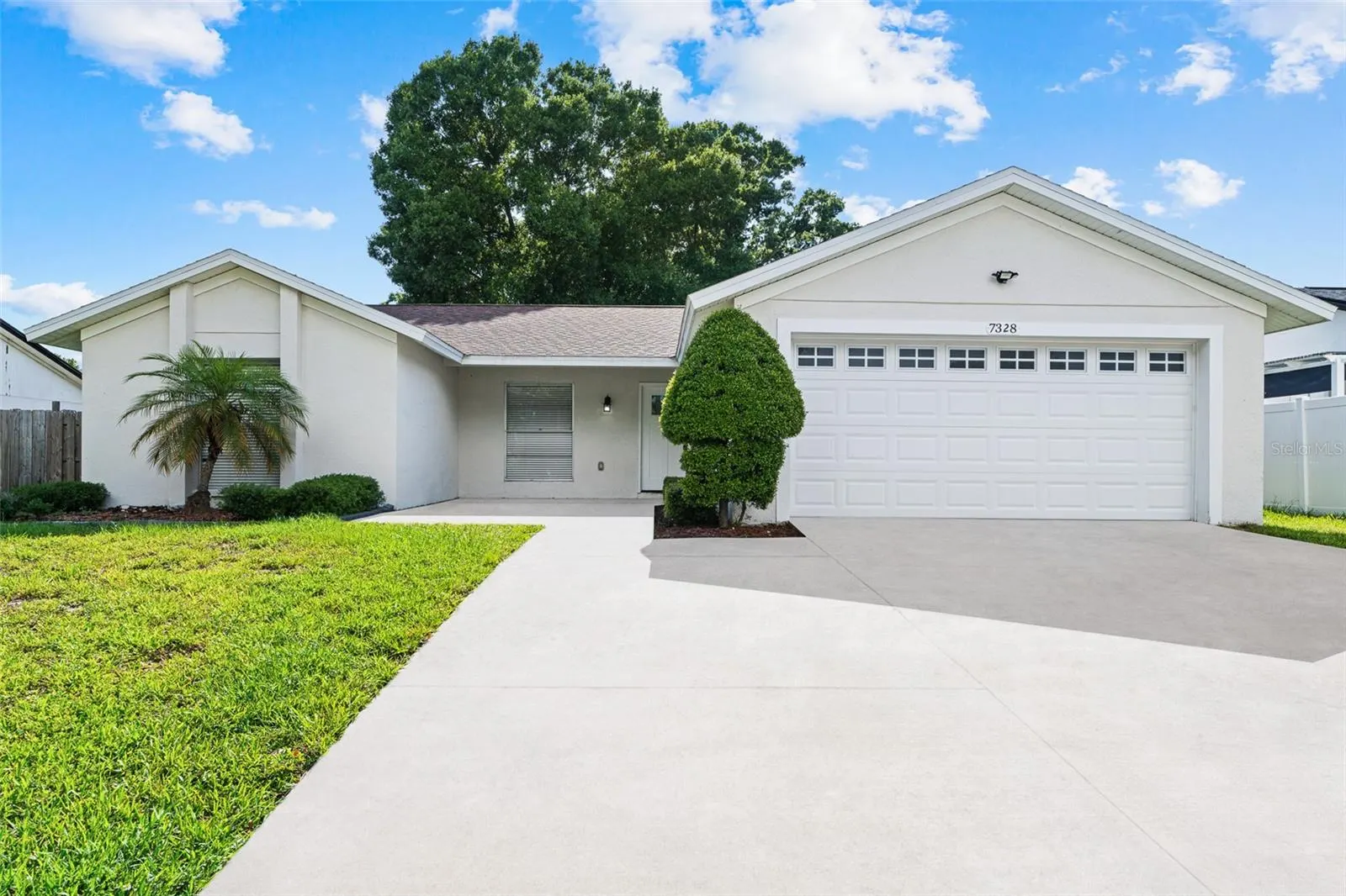 7328 SUNSHINE CIR