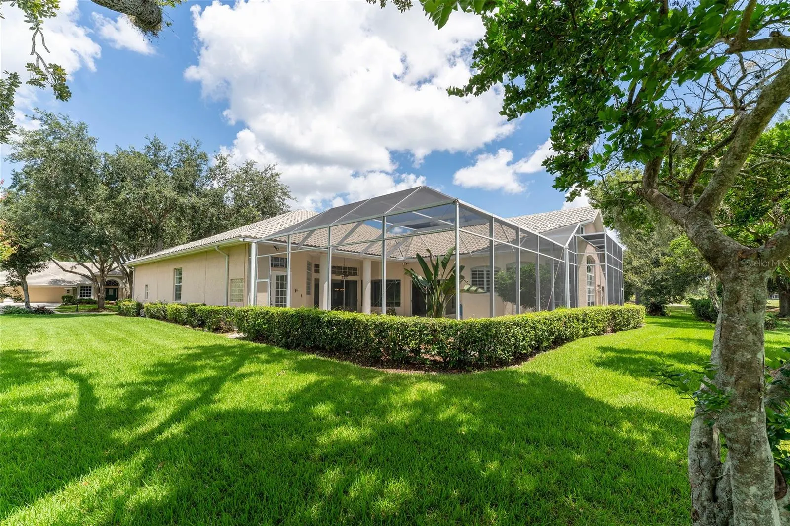 9117 WOODRIDGE RUN DR