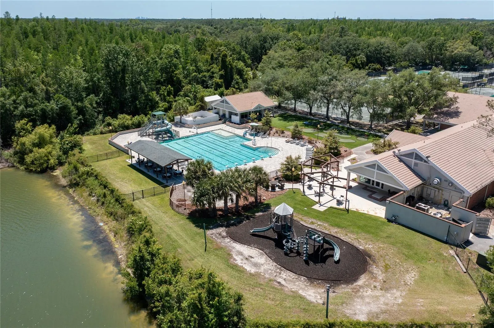 9117 WOODRIDGE RUN DR