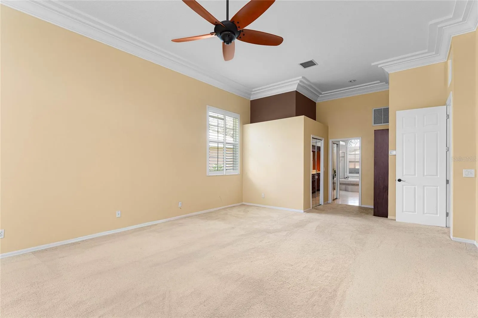9117 WOODRIDGE RUN DR