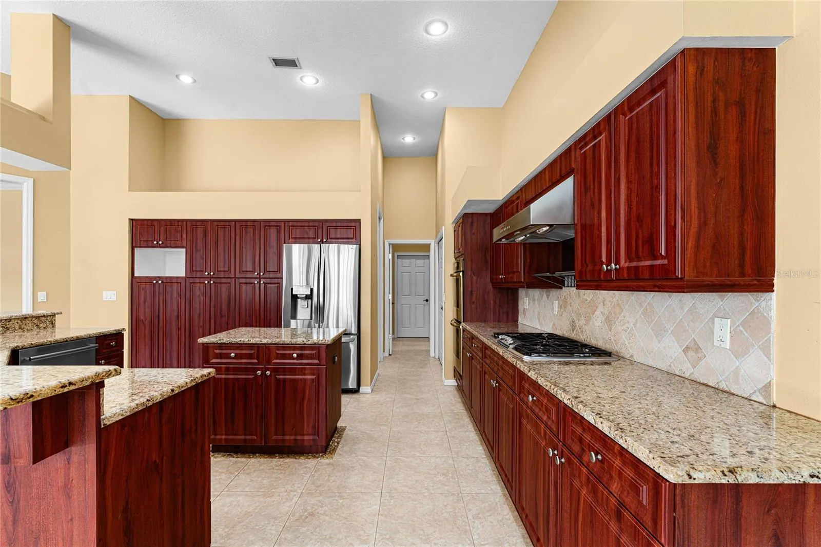 9117 WOODRIDGE RUN DR