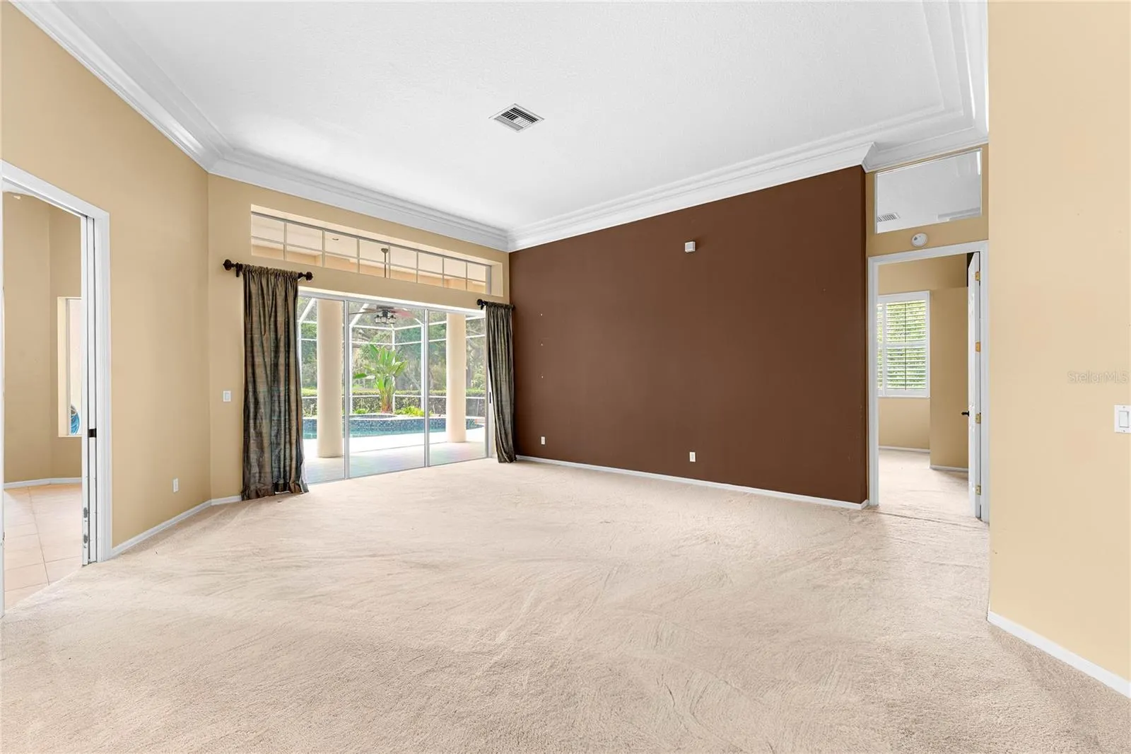 9117 WOODRIDGE RUN DR