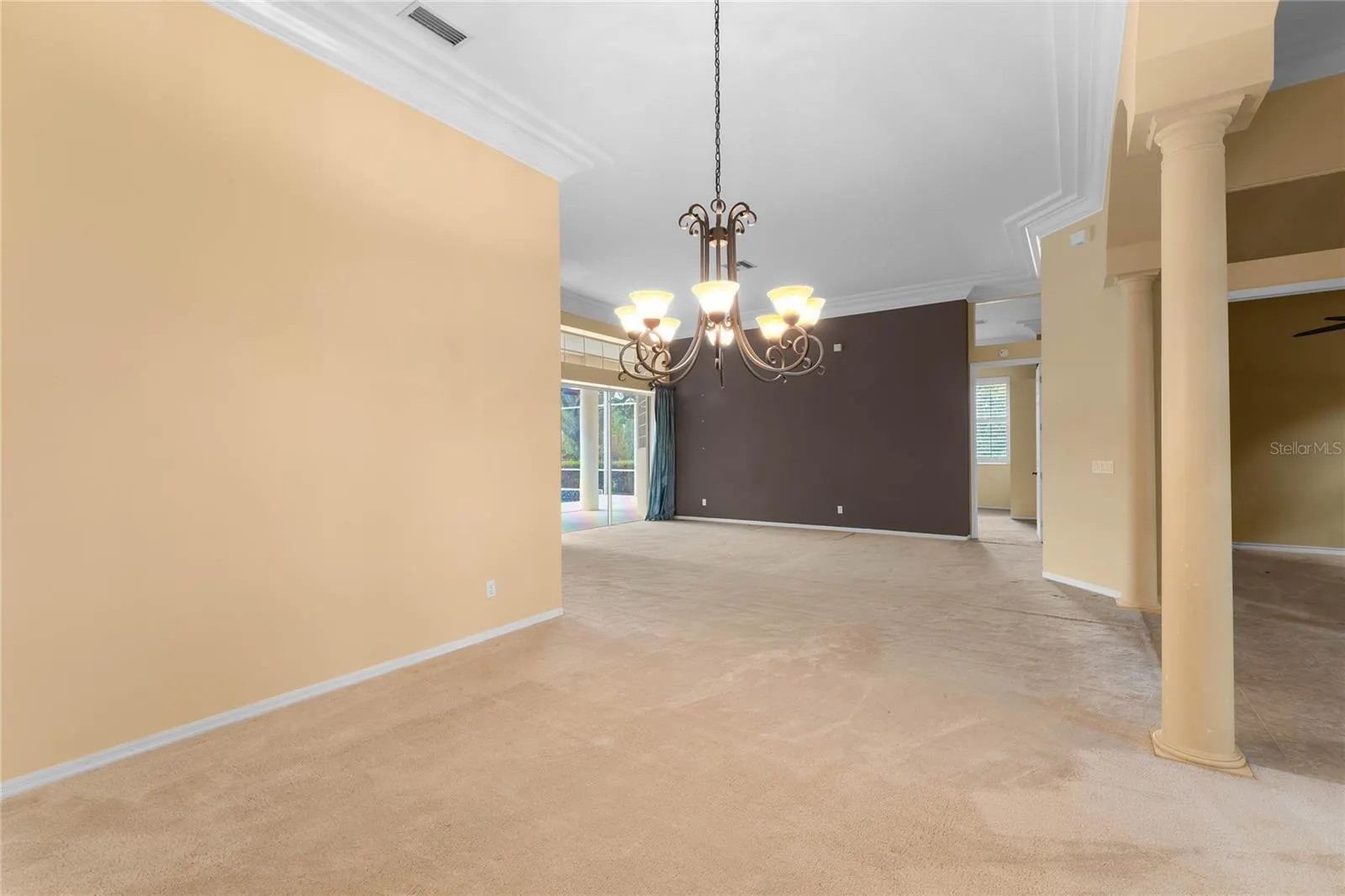 9117 WOODRIDGE RUN DR