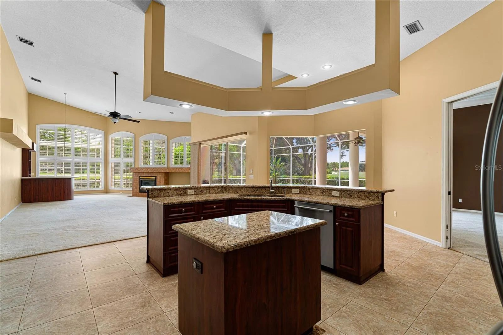 9117 WOODRIDGE RUN DR