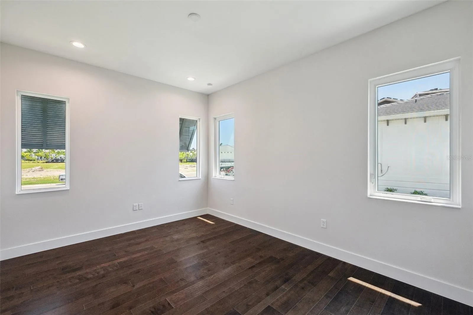 5932 RED MANGROVE LN