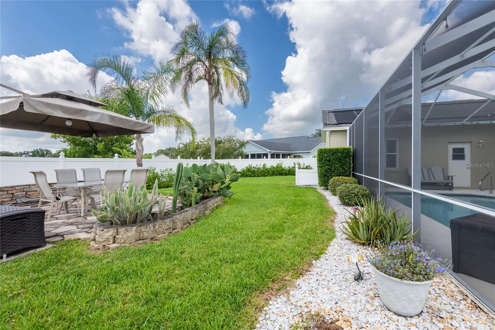 715 JESSANDA CIR