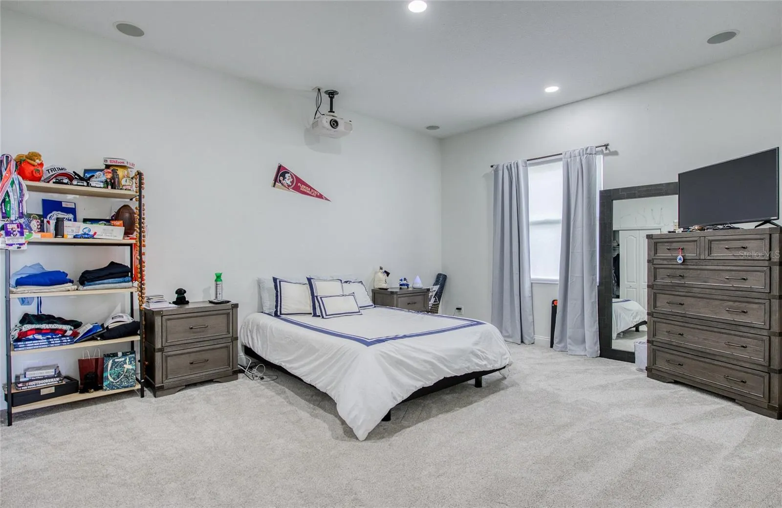 1312 WYNDHAM LAKES DR