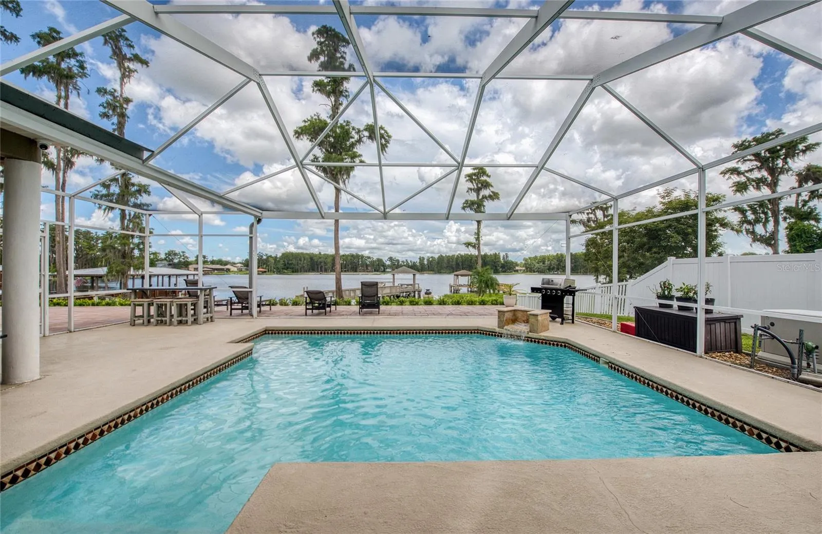1312 WYNDHAM LAKES DR