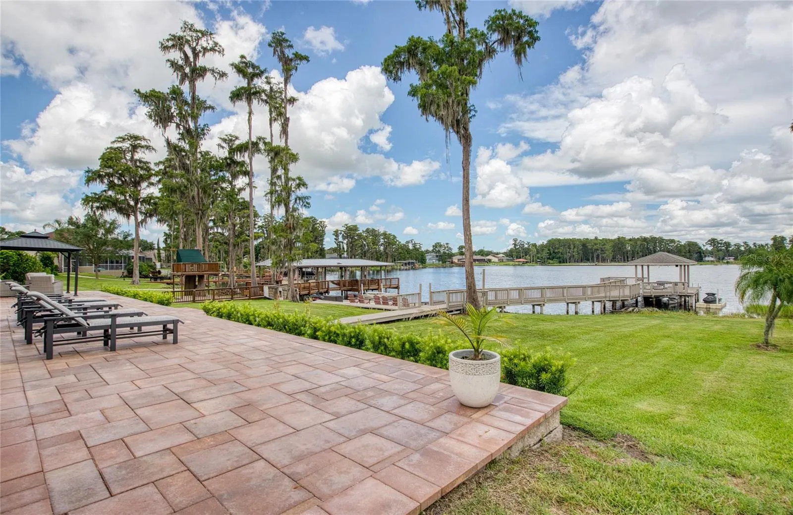 1312 WYNDHAM LAKES DR