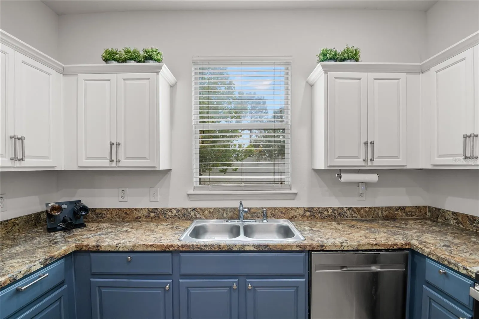 14245 ALISTAR MANOR DR