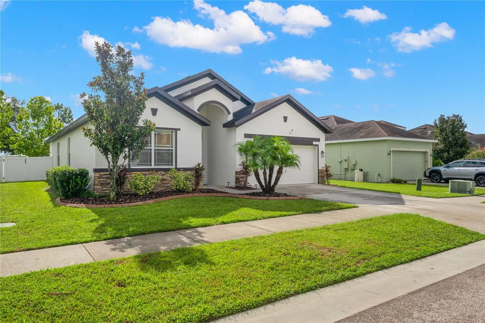 14245 ALISTAR MANOR DR