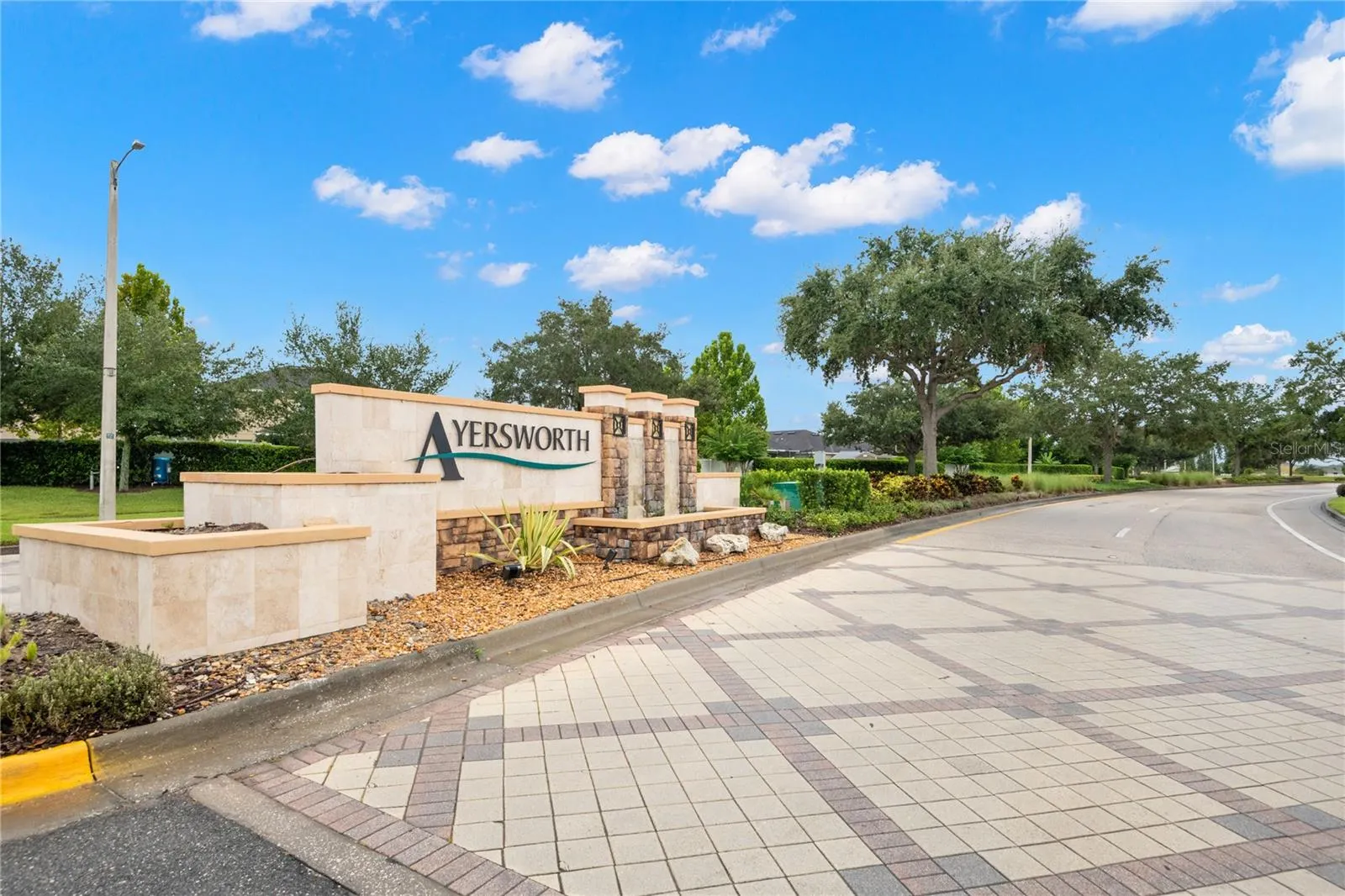 14245 ALISTAR MANOR DR