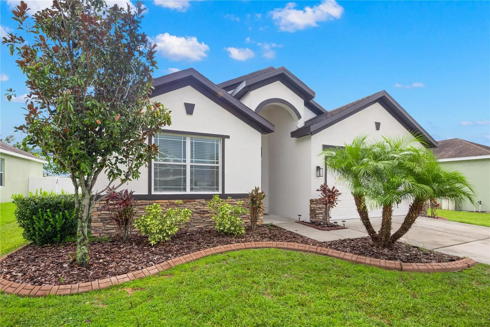 14245 ALISTAR MANOR DR