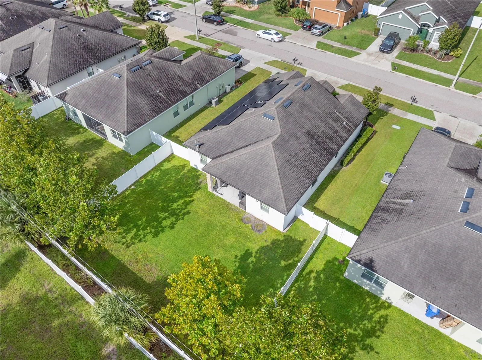 14245 ALISTAR MANOR DR