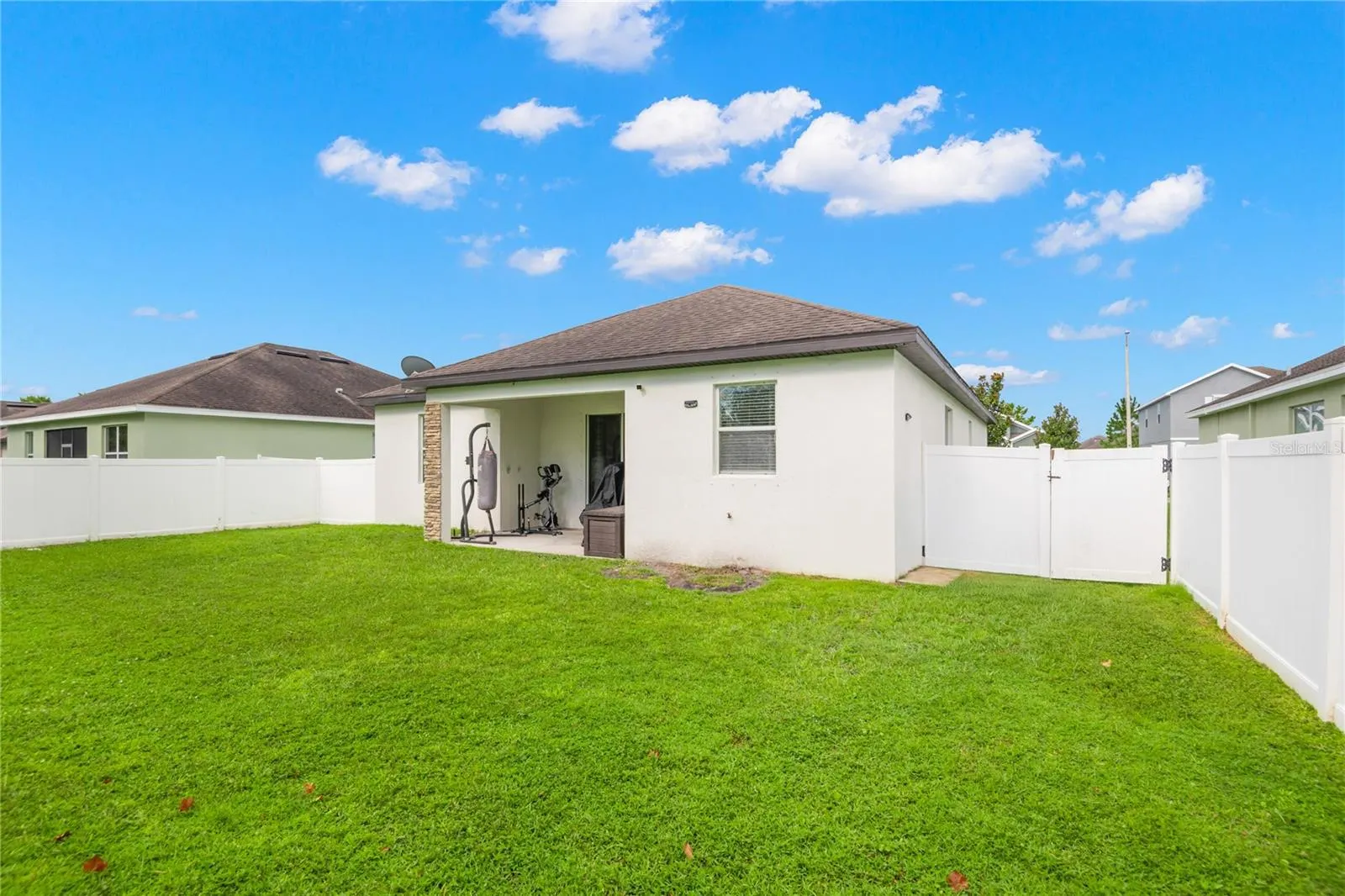 14245 ALISTAR MANOR DR