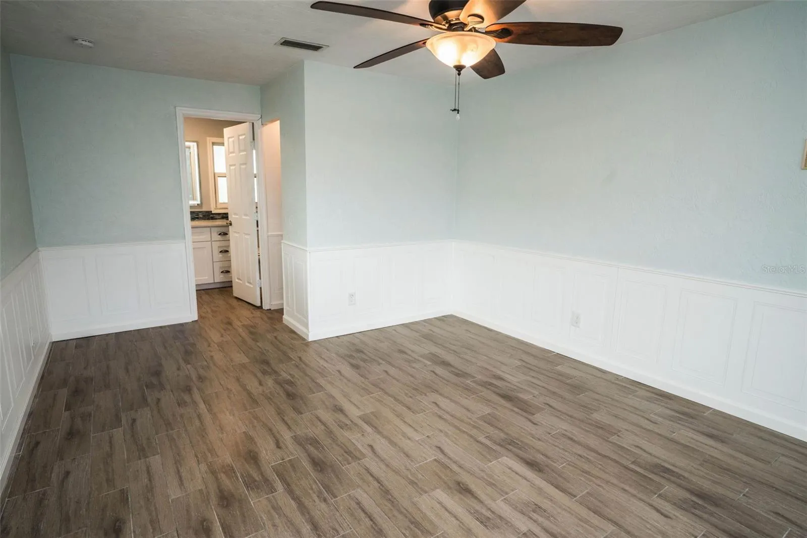 6322 BALBOA LN