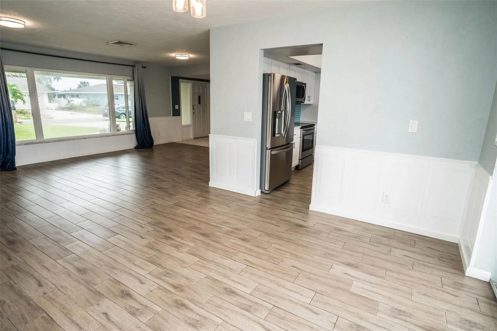 6322 BALBOA LN