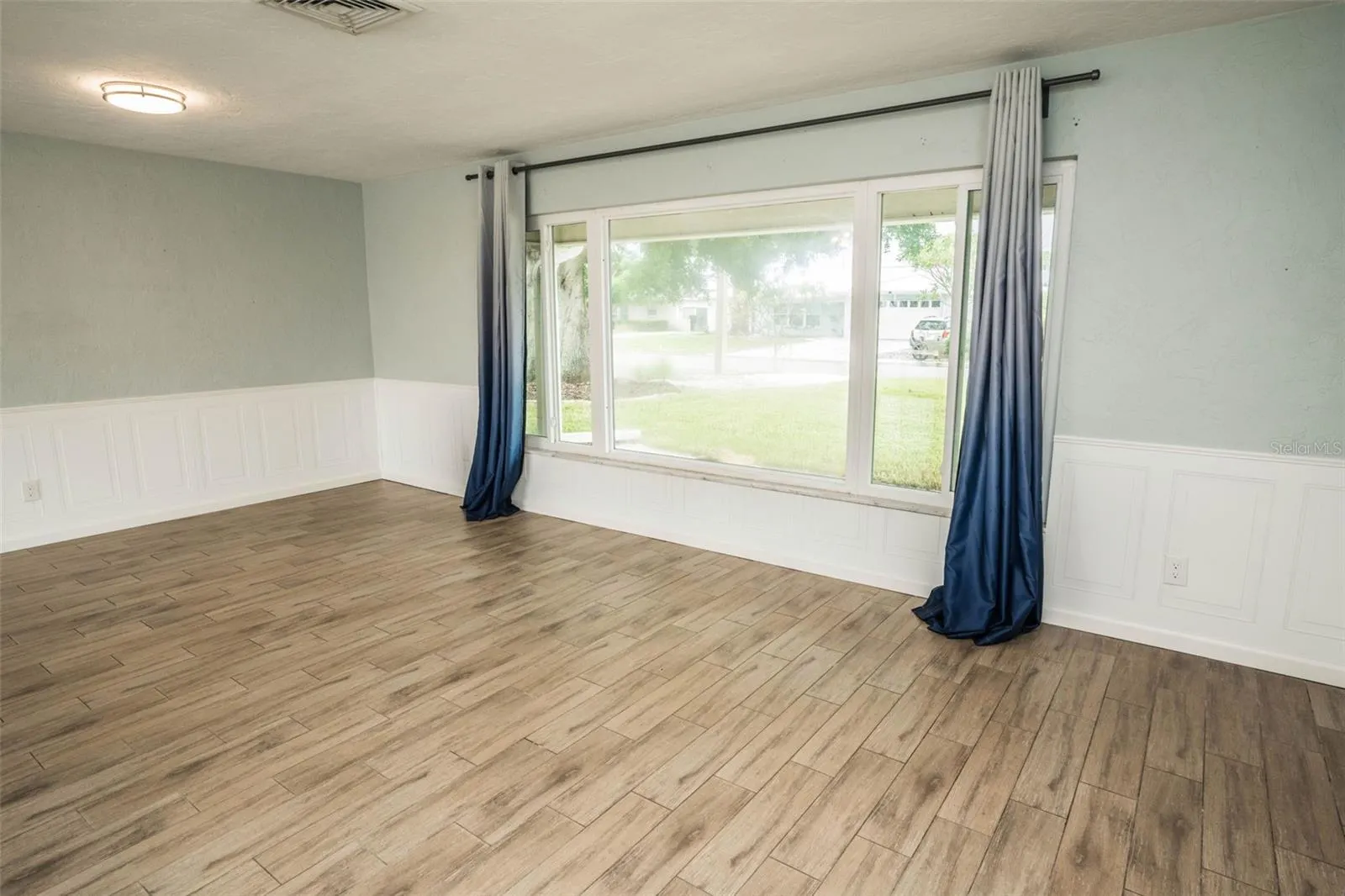 6322 BALBOA LN