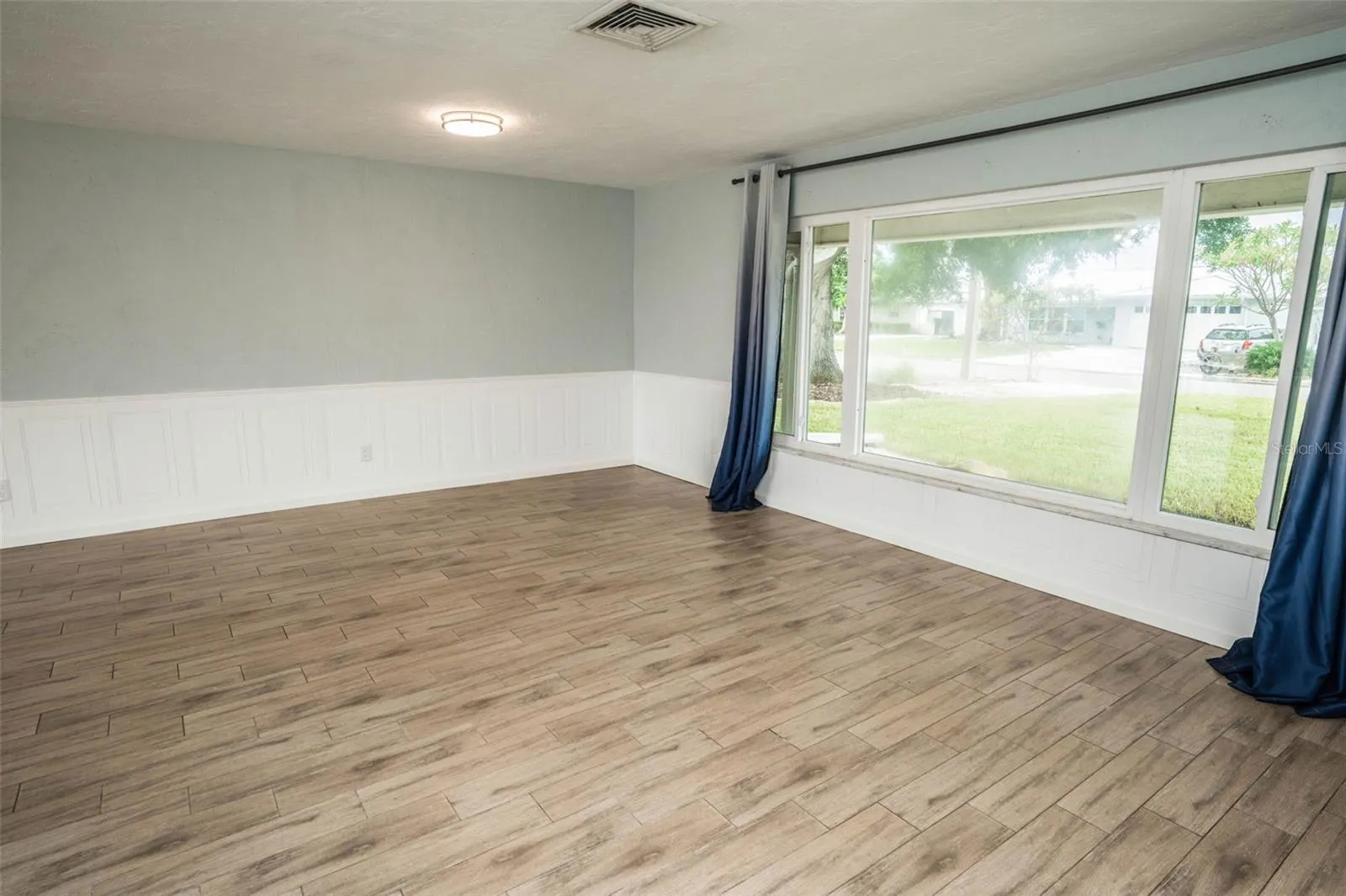 6322 BALBOA LN