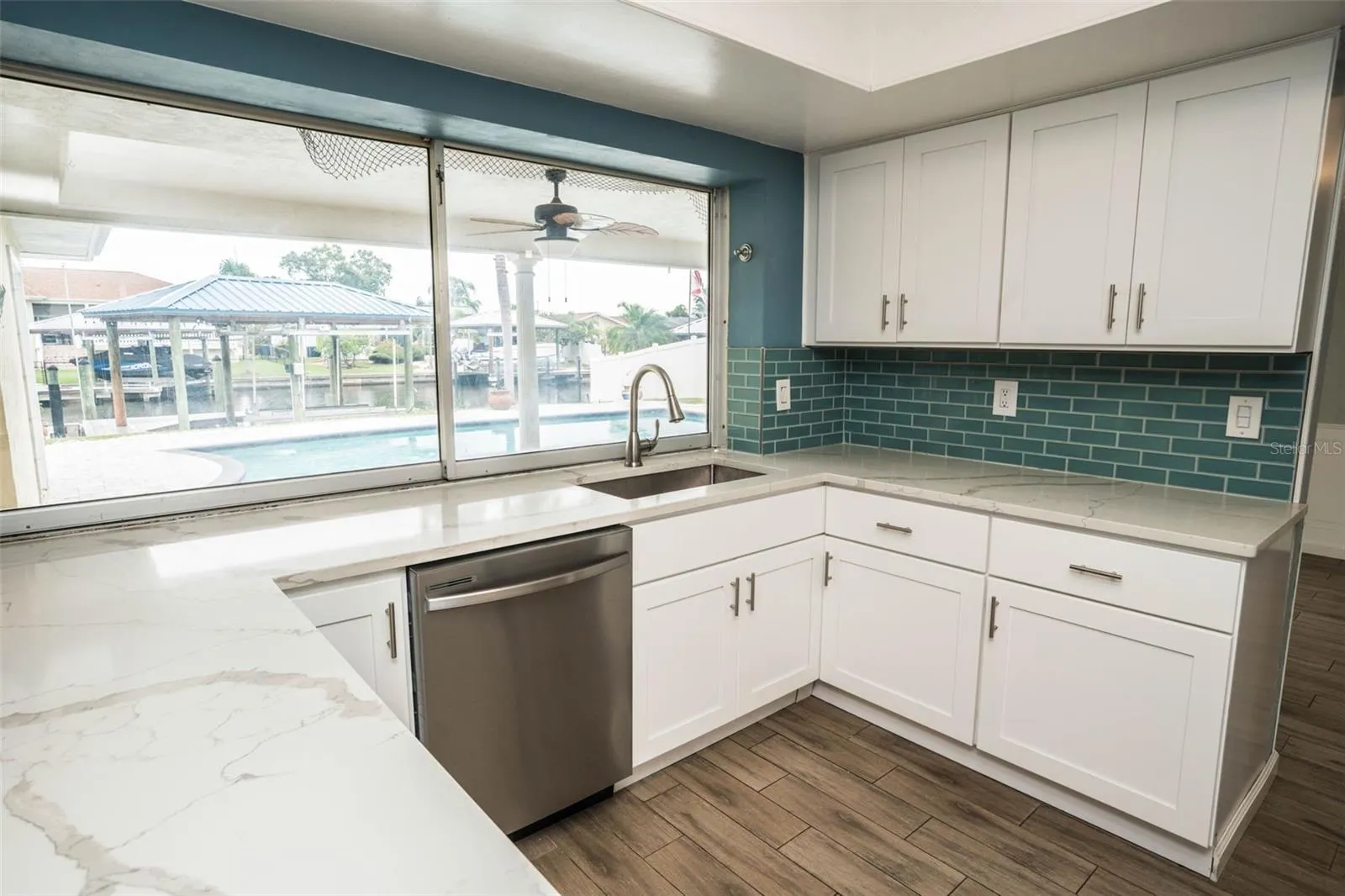 6322 BALBOA LN