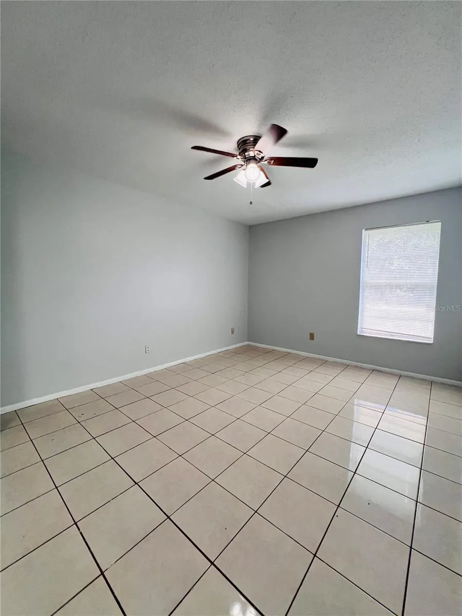 4013 DREAM OAK PL #201, #201