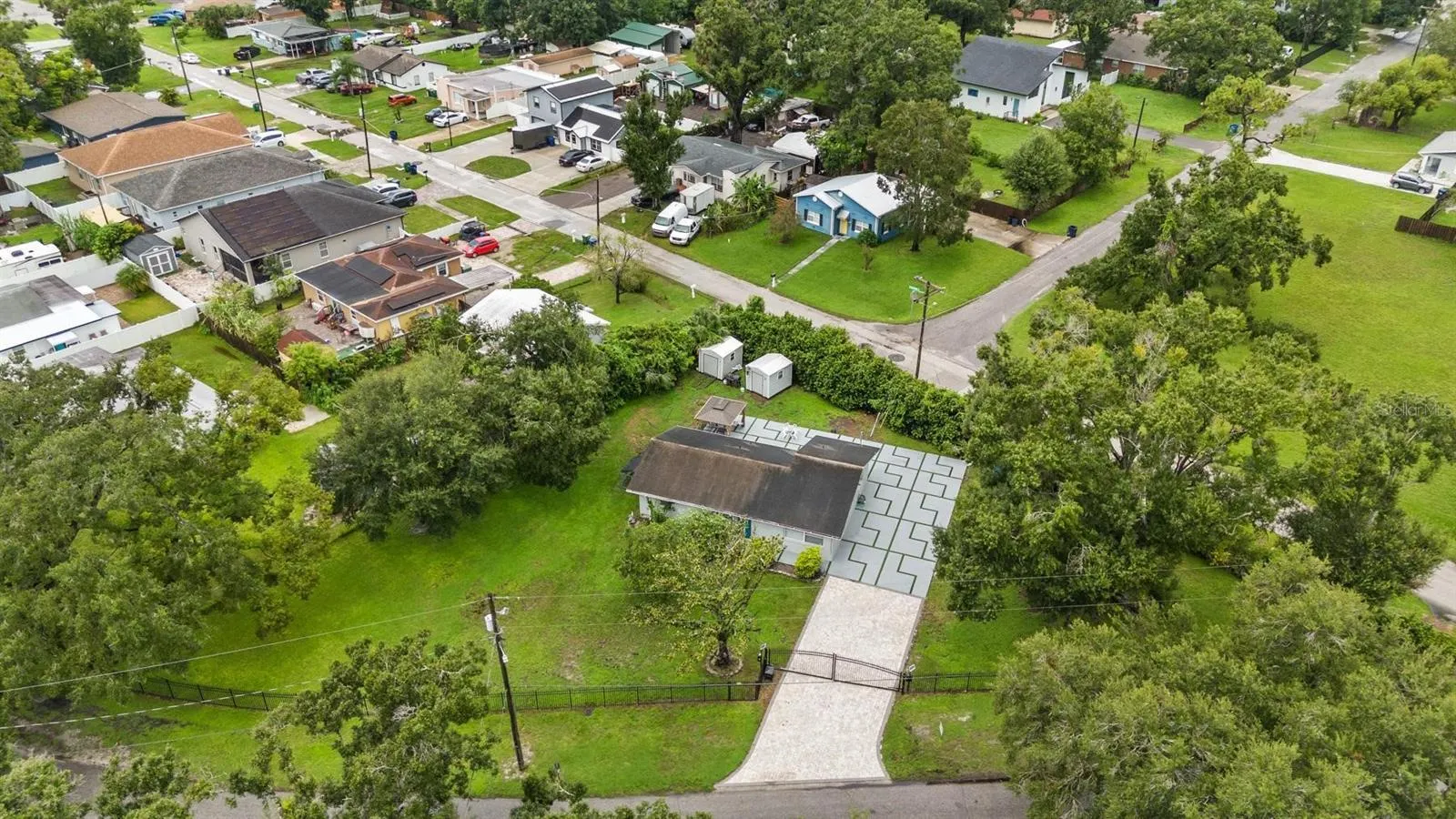 1301 ALICIA AVE