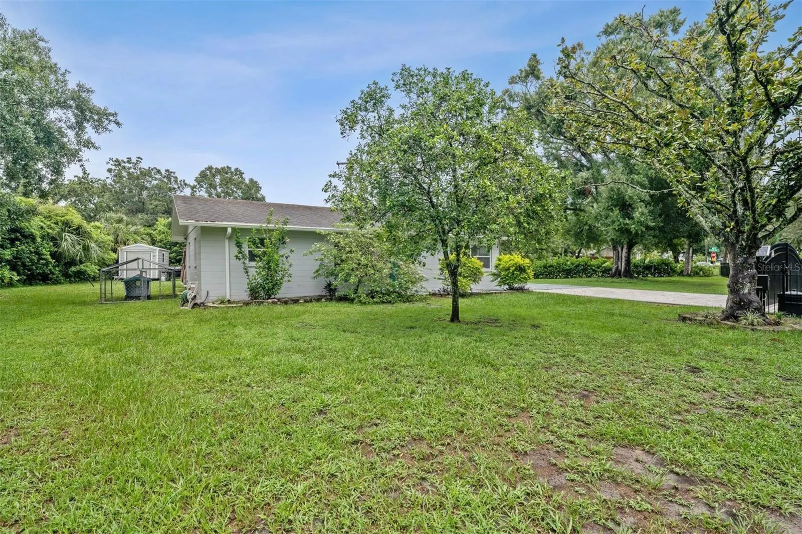 1301 ALICIA AVE