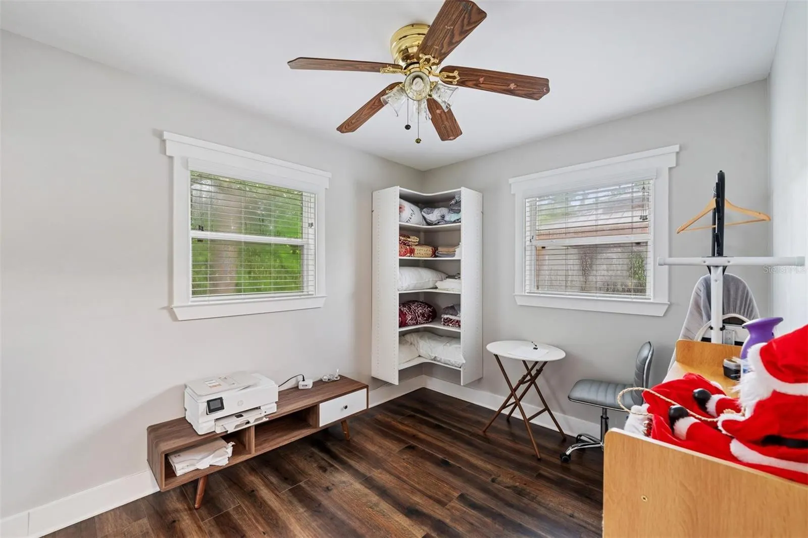 1301 ALICIA AVE