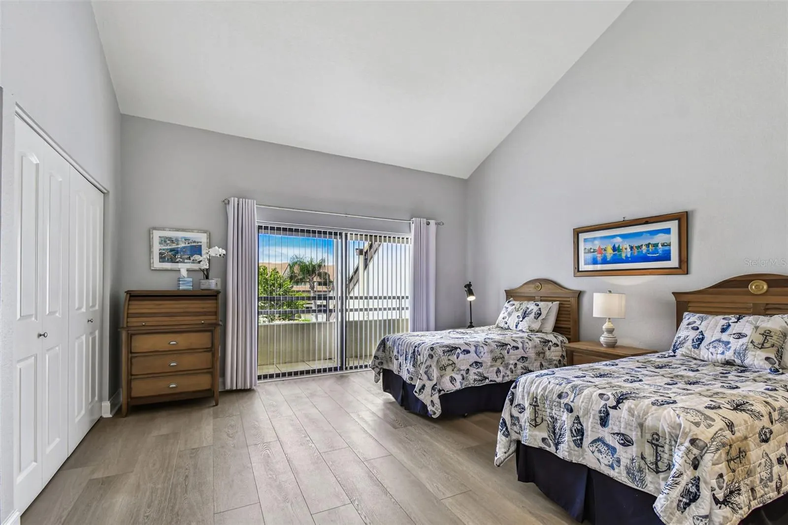 127 1ST ST E #103, #103