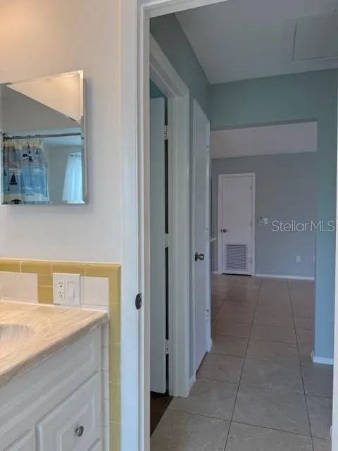 90 FULTON DR SE