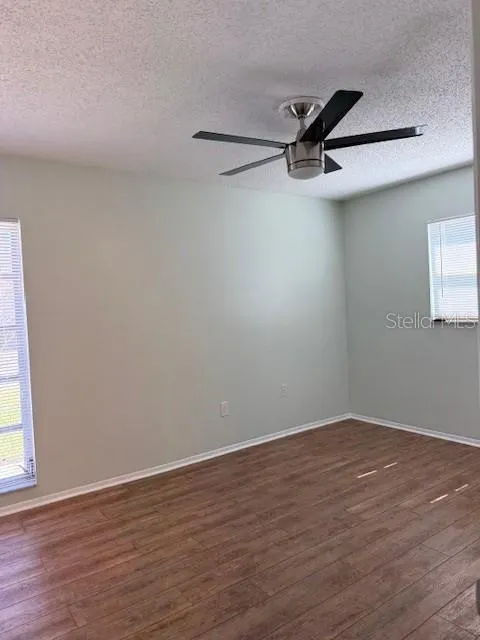90 FULTON DR SE