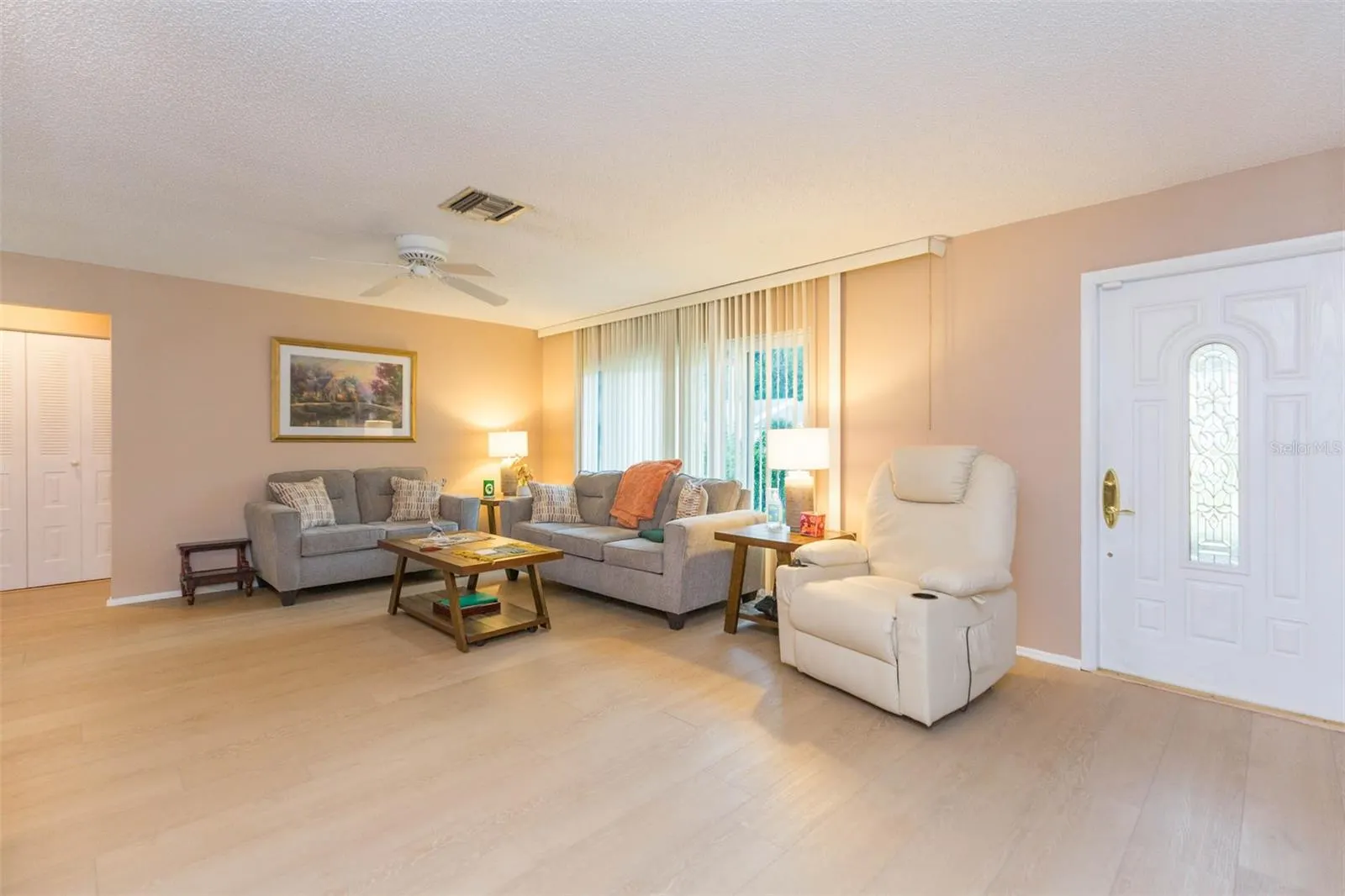 1145 LANYARD ST